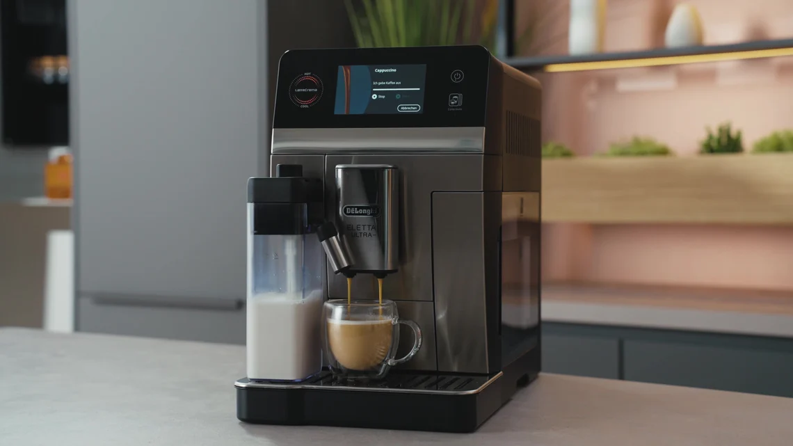 Einer der besten Kaffeevollautomaten im Test - wäre da nicht der Preis.