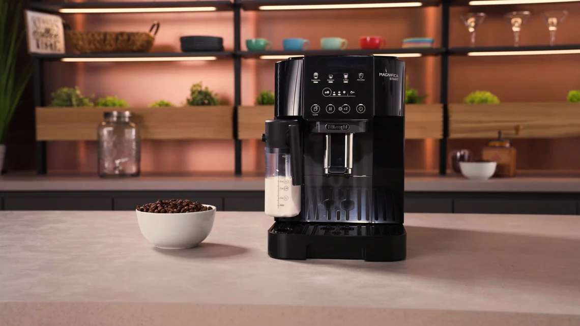 Die Magnifica Start ist ein guter und preiswerter Einstiegsvollautomat mit automatischem Milchsystem.