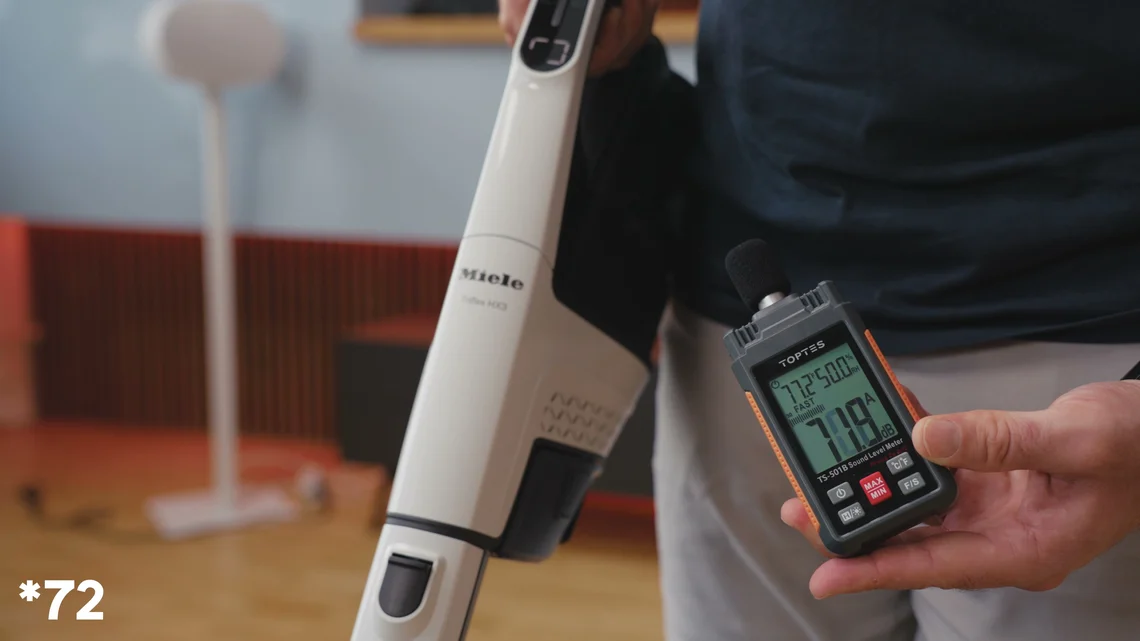 Im Test messen wir 72 dB, für Akkusauger ein Normalwert.