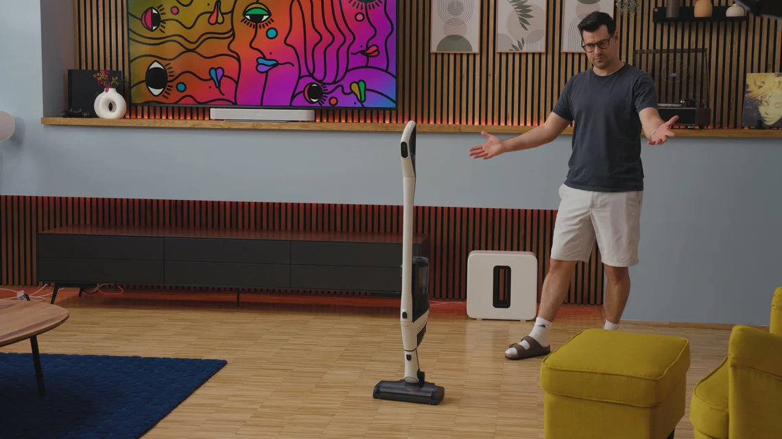 Mit Motor unten steht der Triflex HX3 von selbst.